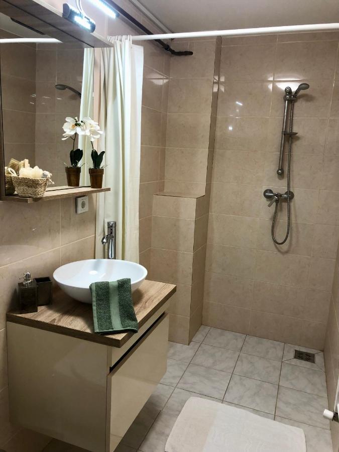 Alenso Guesthouse Hévíz Eksteriør bilde