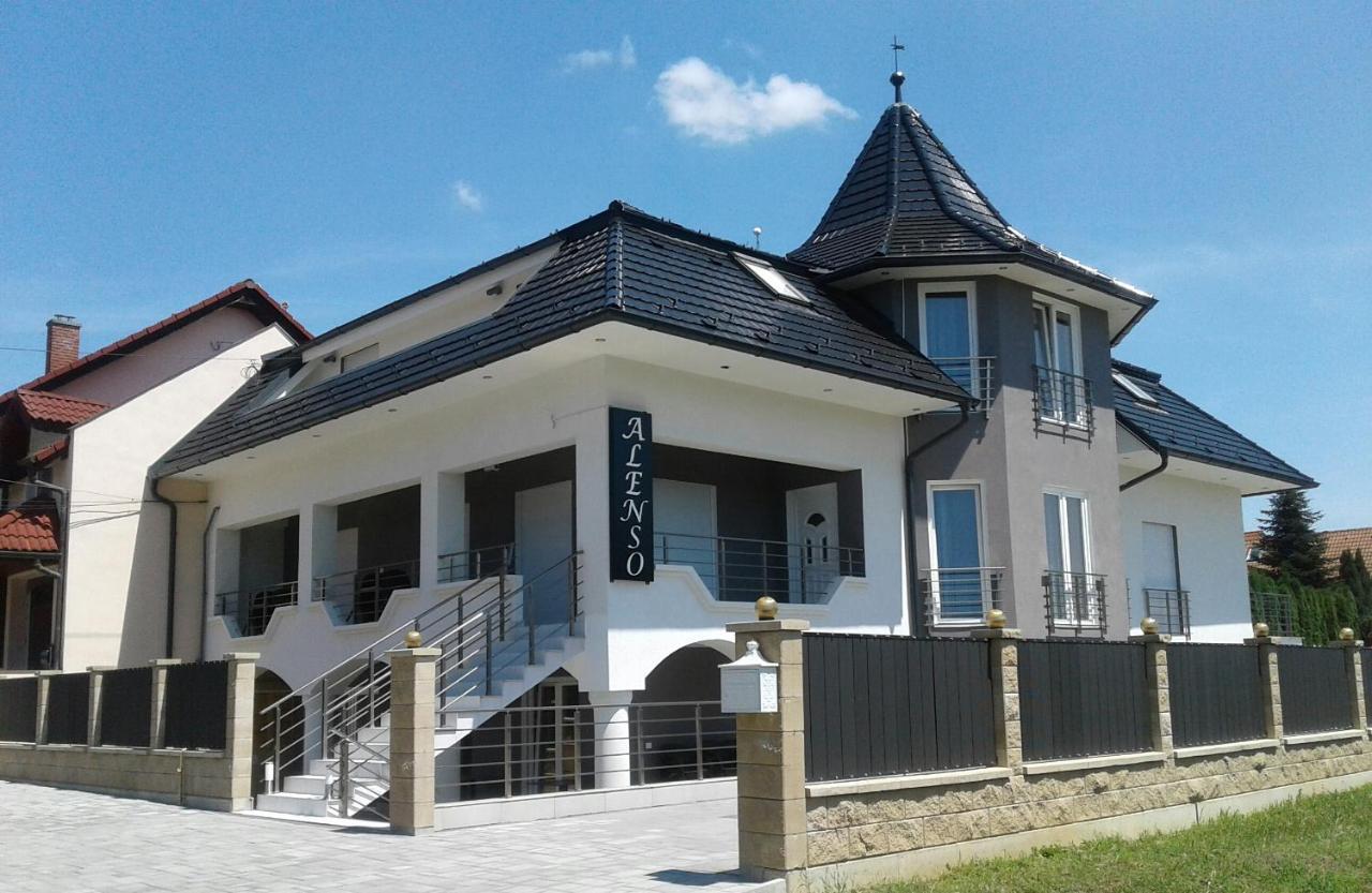 Alenso Guesthouse Hévíz Eksteriør bilde